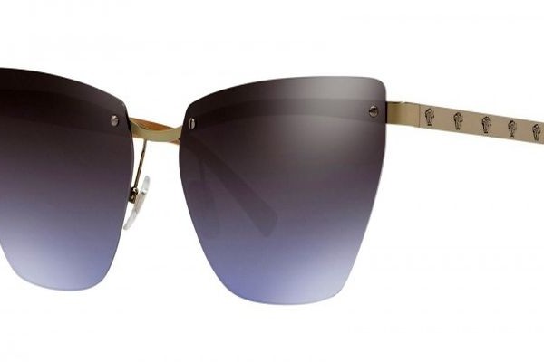 Модерните слънчеви очила на Versace